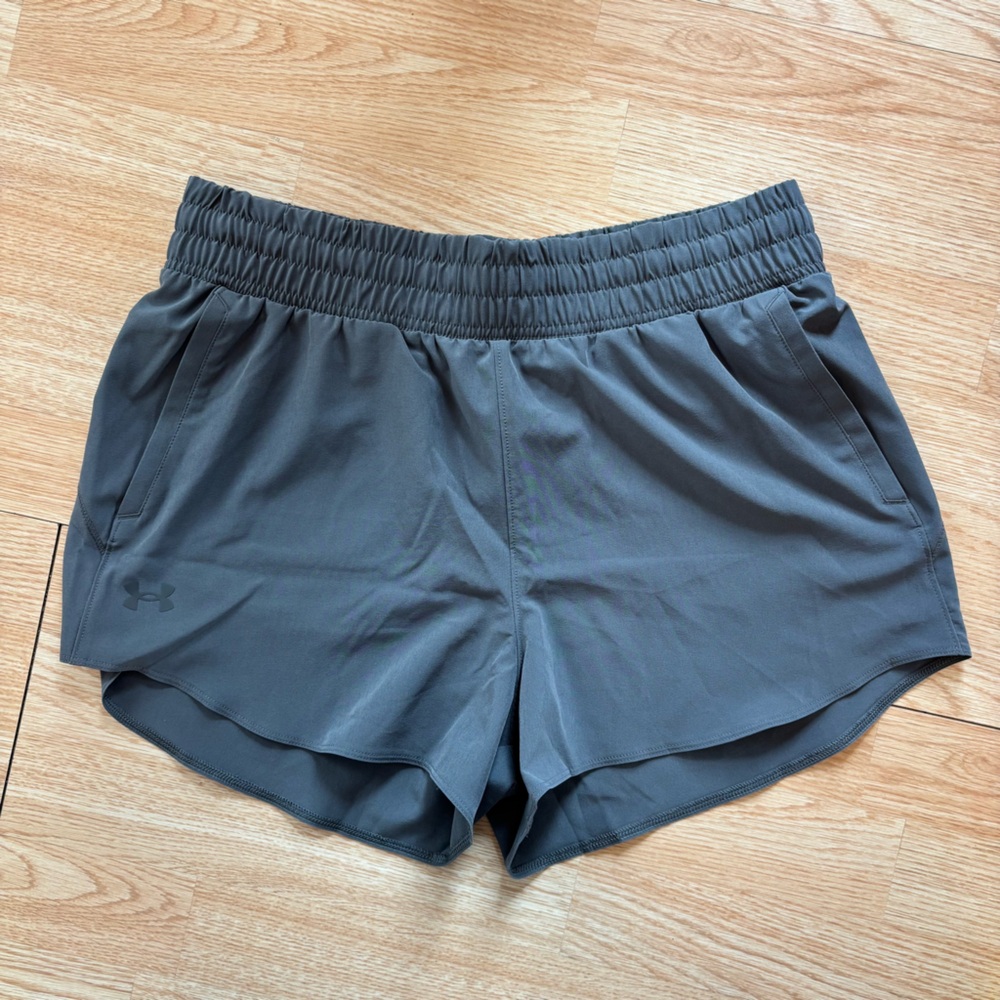 NWT Under Armour Women's Gray Shorts
